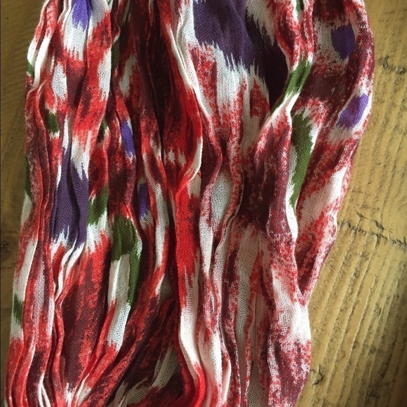 NWT Red Tribal Print Scarf! - Picture 3 of 3